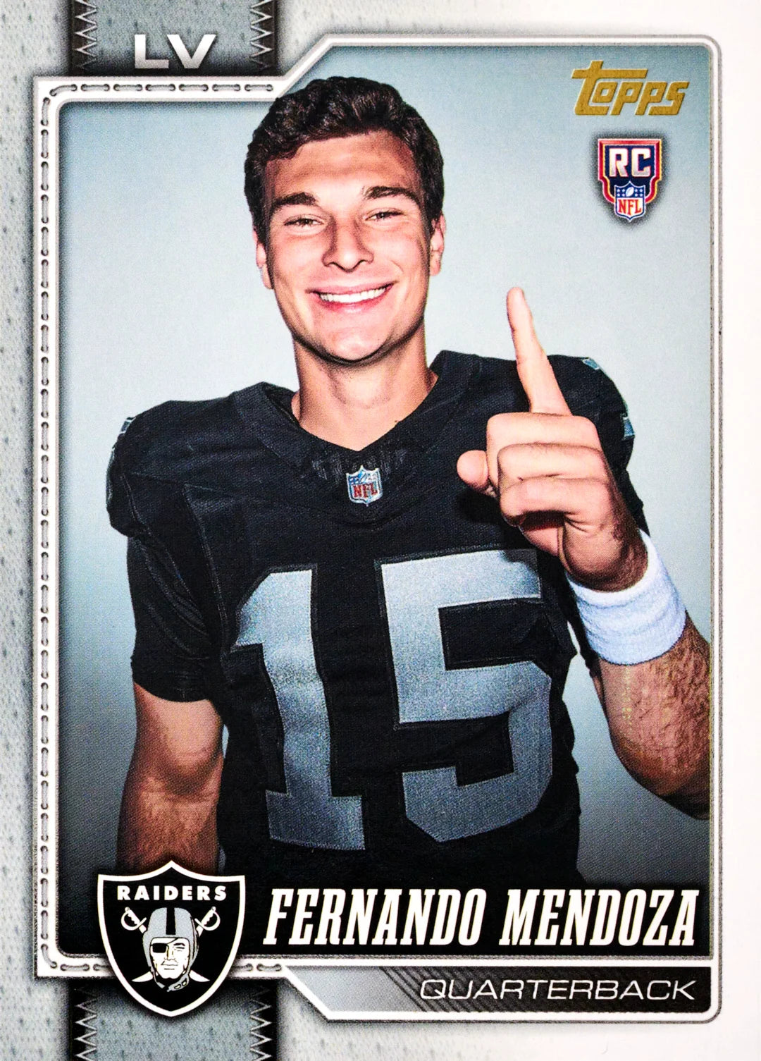 Topps NFL Flagship Football 2026 Hobby Box