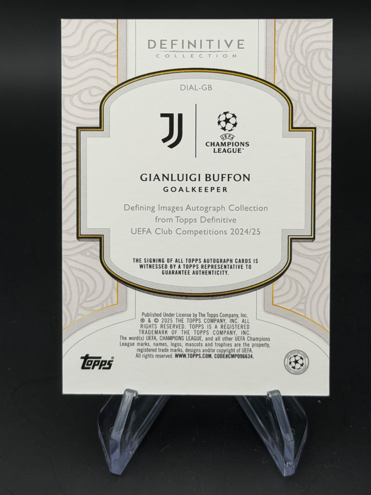 2024 Topps UCC Definitive 24/25 Gianluigi Buffon Auto /10 – Bild 2