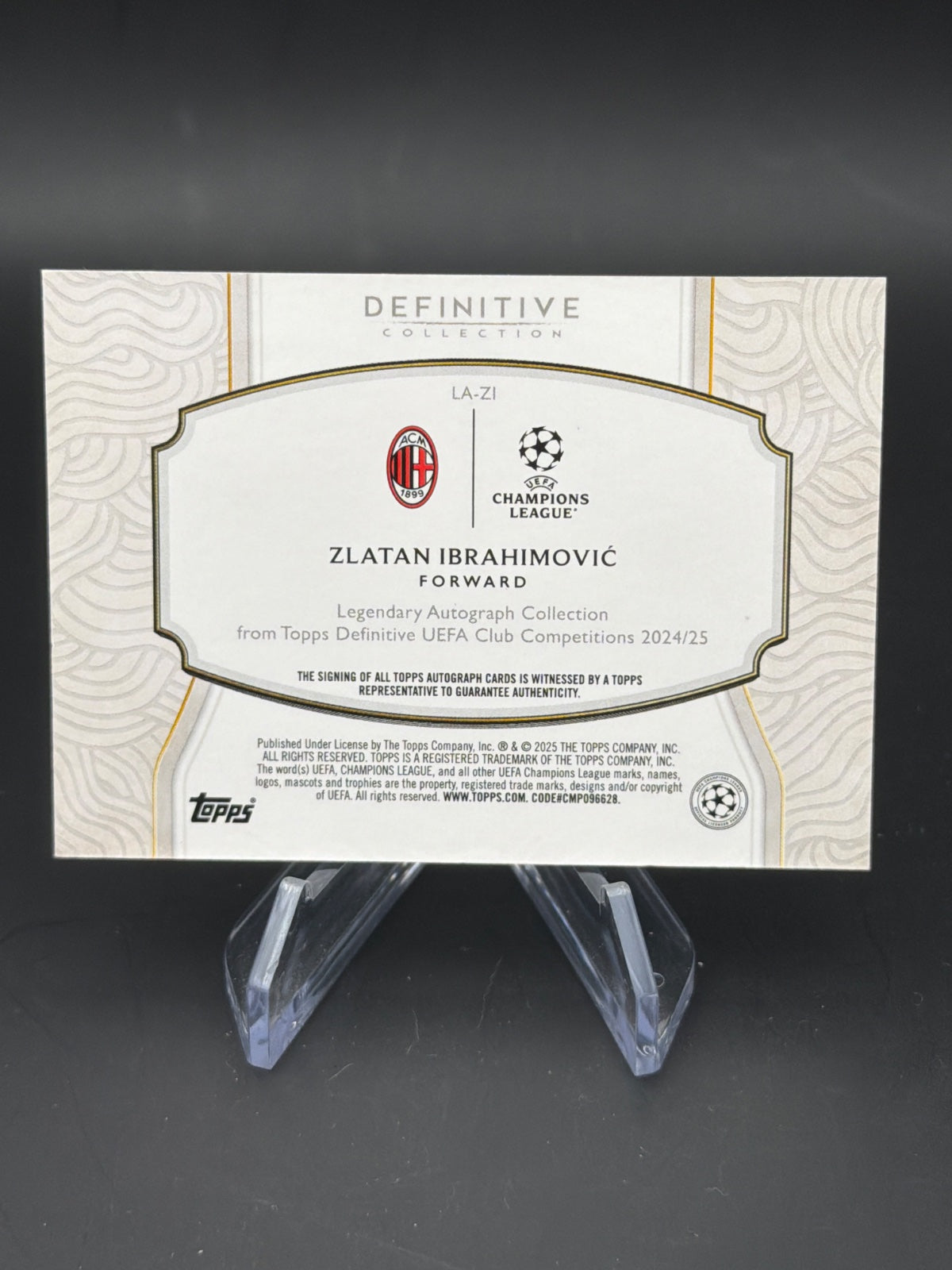 2024 Topps Definitive UCC 24/25 LA-ZI Zlatan Ibrahimovic Auto /25 – Bild 2